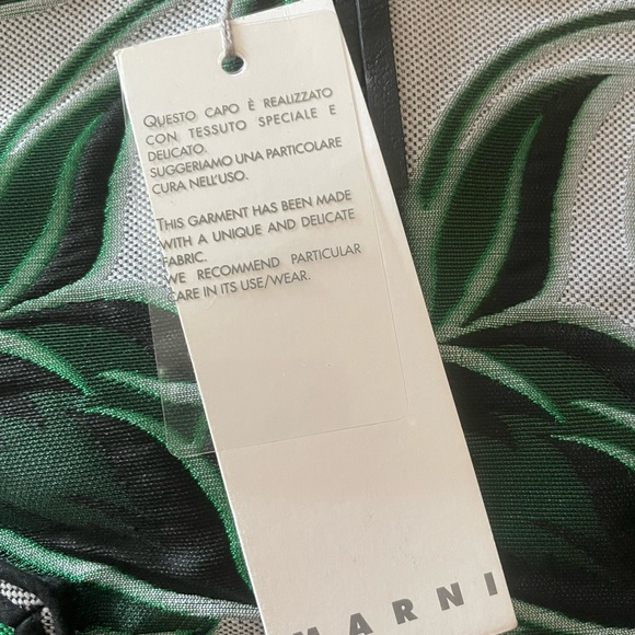 Marni gorgeous top nwt - Picture 4 of 4